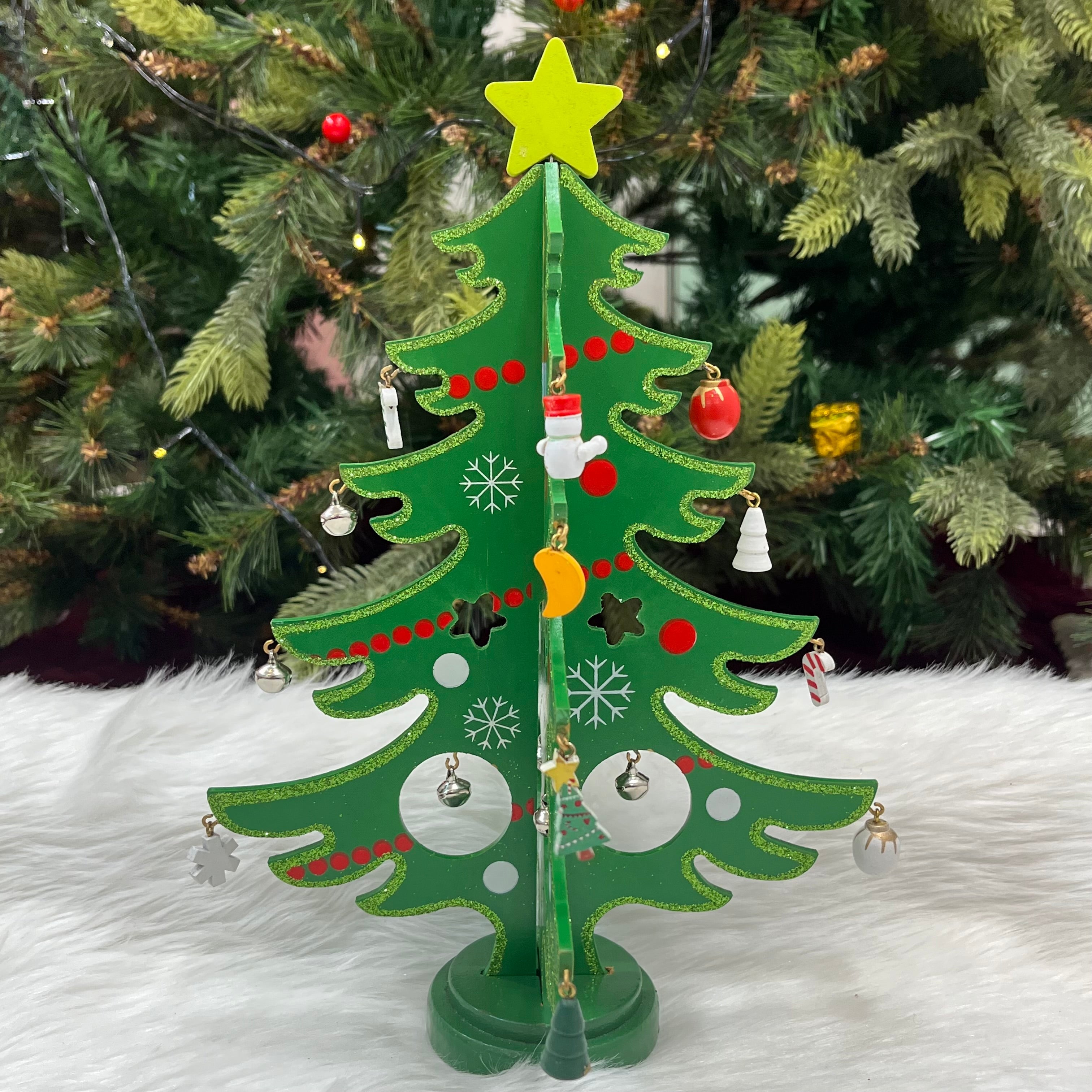 Green 3D DIY Glittering Tree with 20 Ornaments