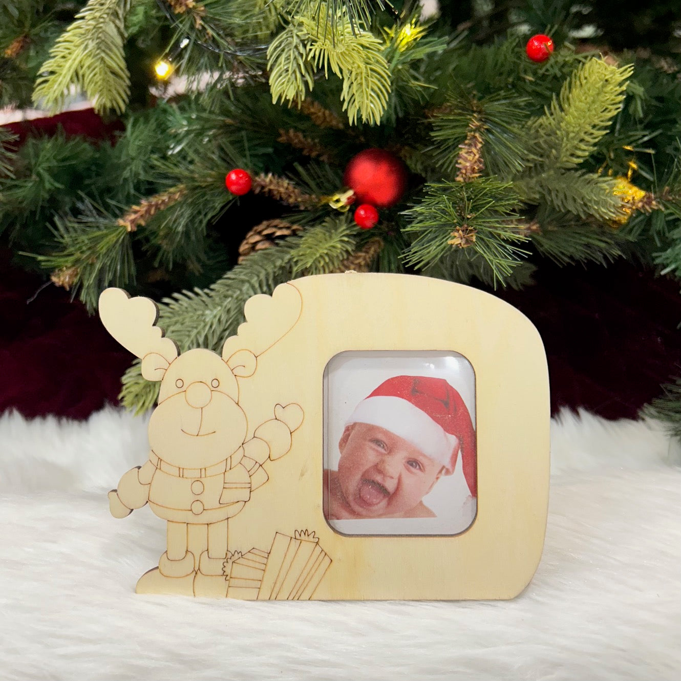 Wooden DIY Photo Case With Paints (Set of 6)